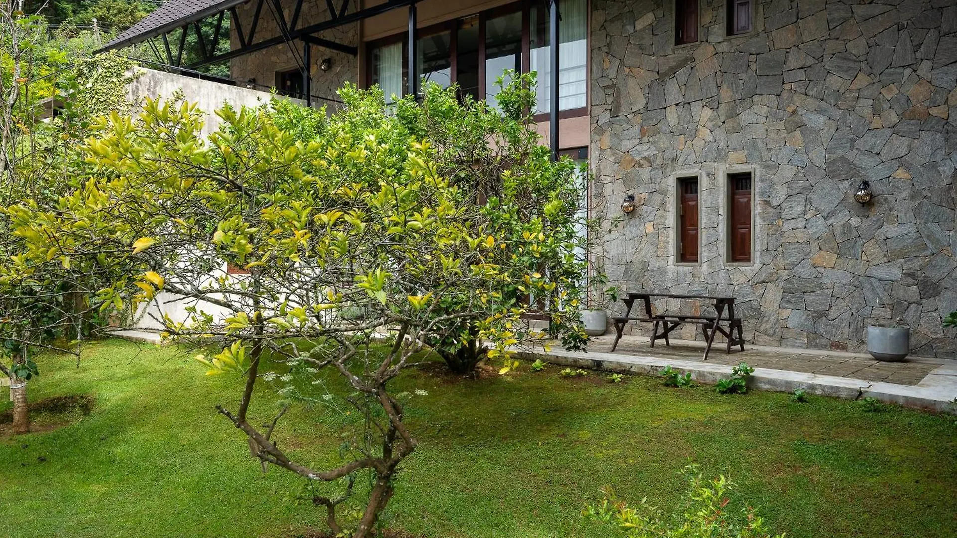 Tathya Hills Nuwaraeliya Bed & Breakfast Nuwara Eliya Sri Lanka