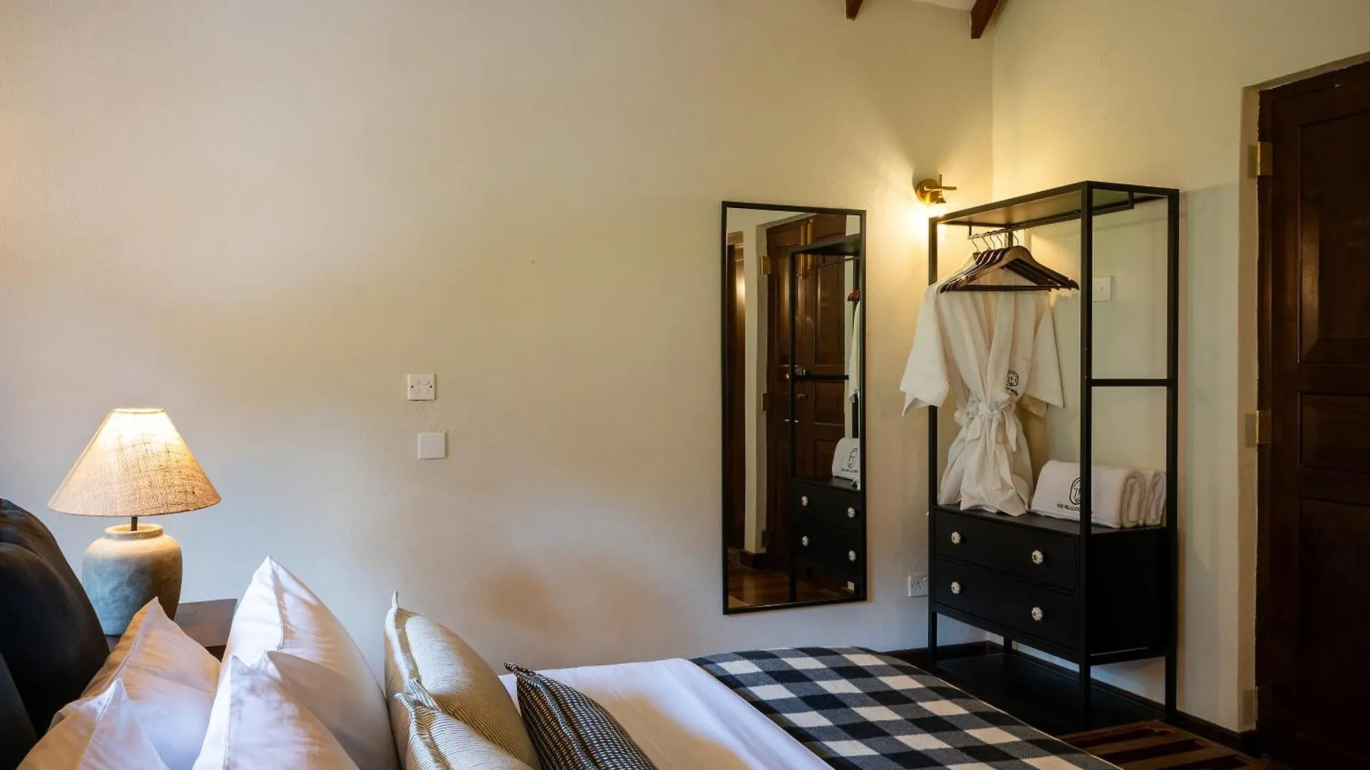 Tathya Hills Nuwaraeliya Bed & Breakfast Nuwara Eliya